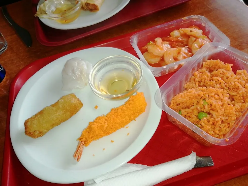 Crevettes Tempura Riz Sauce Piquante